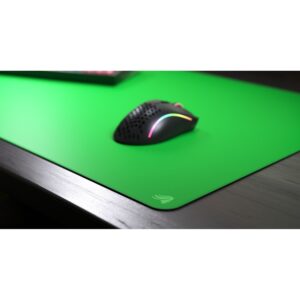 Glorious XXL Chroma Key Gaming Mousepad High-performance, Green - 36"x18" - Image 4